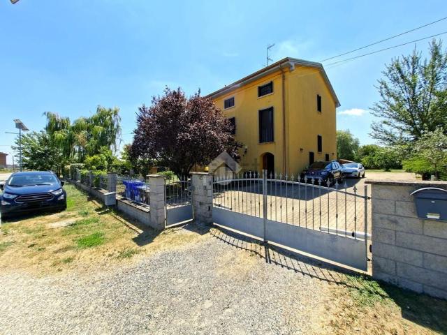 Casa in vendita a Colorno, Reggio Emilia