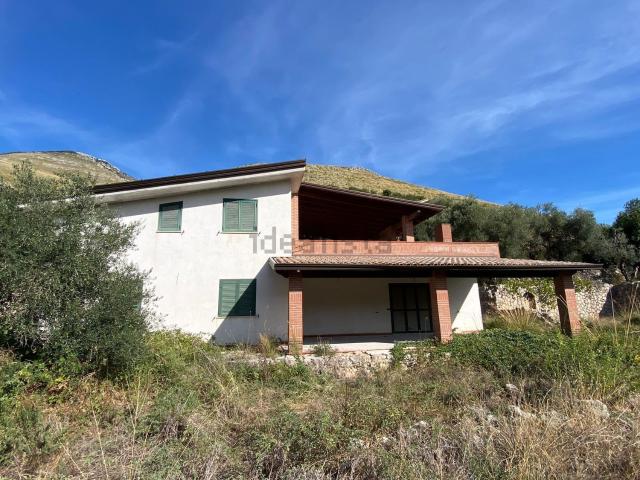 Casa in vendita a Itri, Lazio