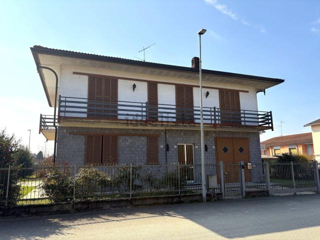 Casa in vendita a Garlasco, Lombardia