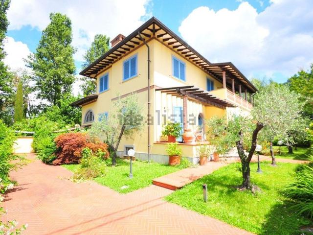 Casa in vendita a Tonfano, Toscana