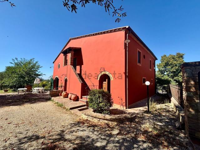Casa in vendita a Fauglia, Toscana