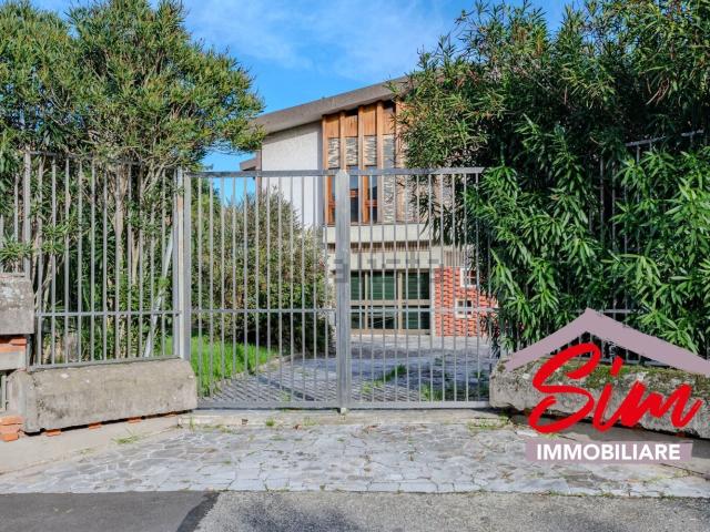 Casa in vendita a Piemonte, Novara