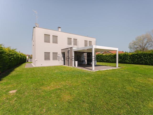 Casa in vendita a Padova, Veneto