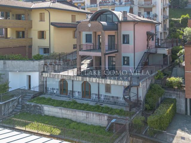 Casa in vendita a Caserme, Como
