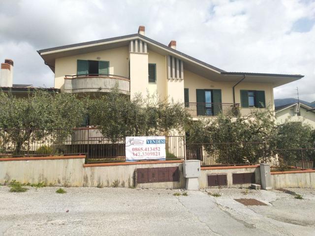 Casa in vendita a San Lazzaro, Isernia
