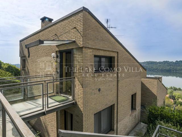 Casa in vendita a Montorfano, Como