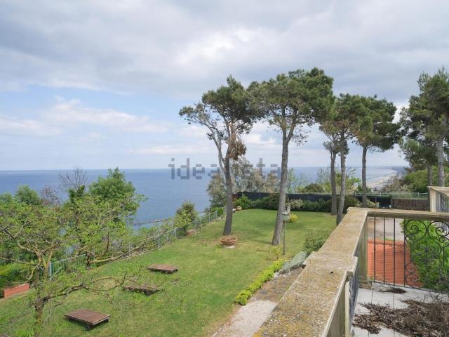 Casa in vendita a Marche, Pesaro E Urbino