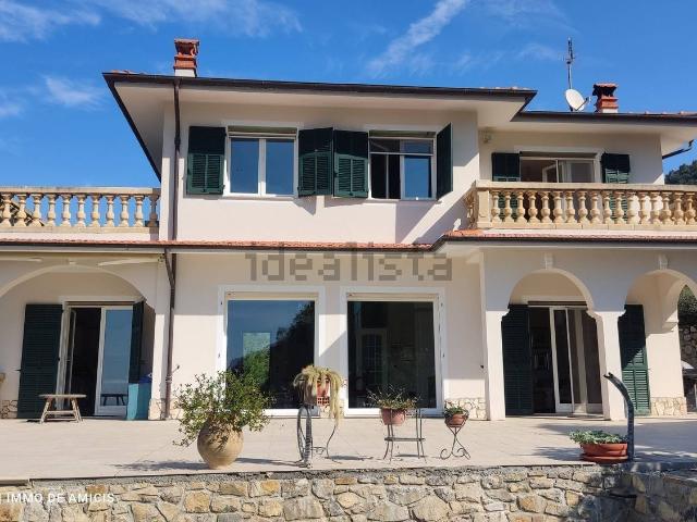 Casa in vendita a Vallecrosia, Liguria
