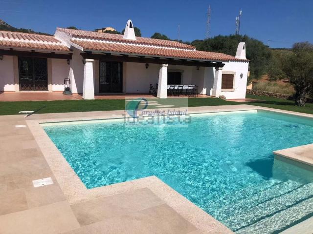 Casa in vendita a Alzachèna/Arzachena, Arzachena