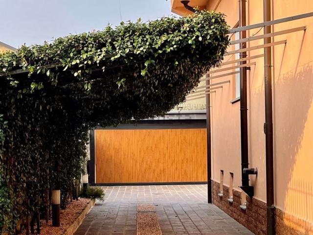Casa in vendita a Monza, Molinetto