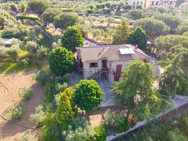 Casa in vendita a Cerini, Cortona