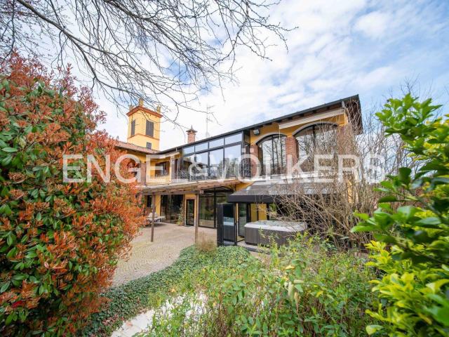 Casa in vendita a Magnago, Lombardia