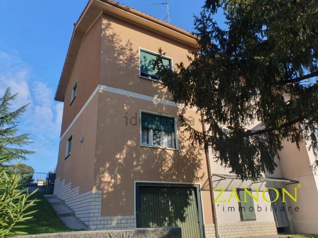 Casa in vendita a Gradisca D'isonzo, Friuli-Venezia Giulia