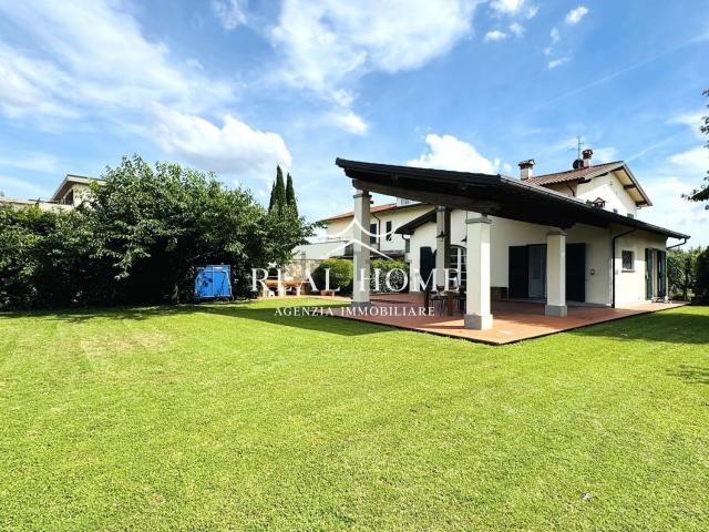 Casa in vendita a Grignano, Prato