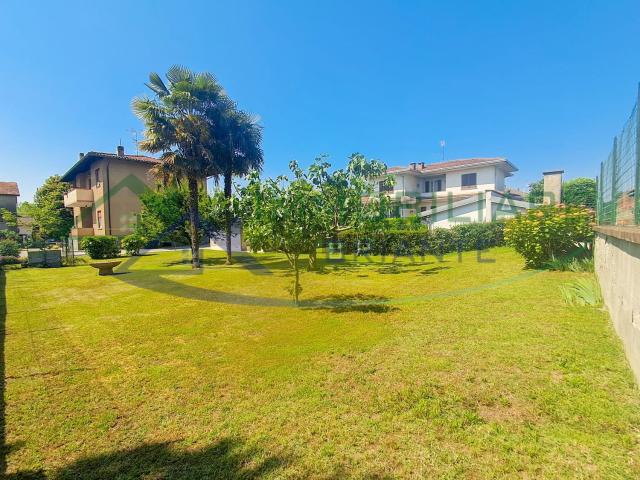 Casa in vendita a Piemonte, Novara
