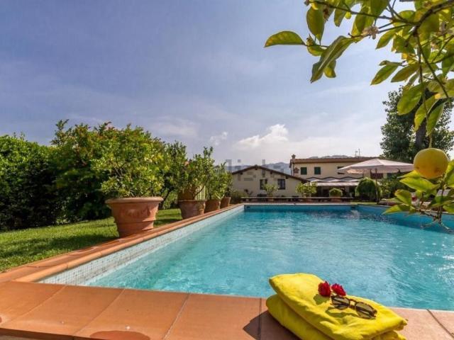 Casa in vendita a Massarosa, Toscana