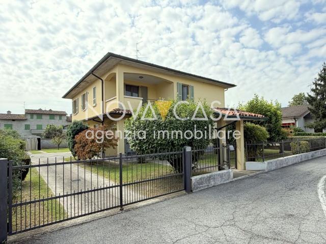 Casa in vendita a Izano, Lombardia