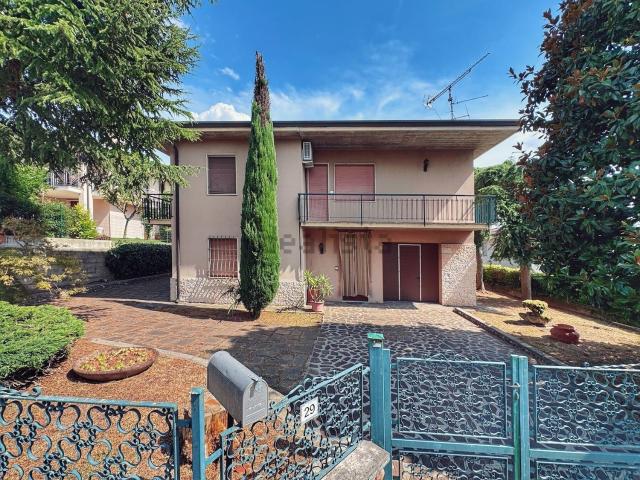 Casa in vendita a Castiglione Delle Stiviere, Lombardia