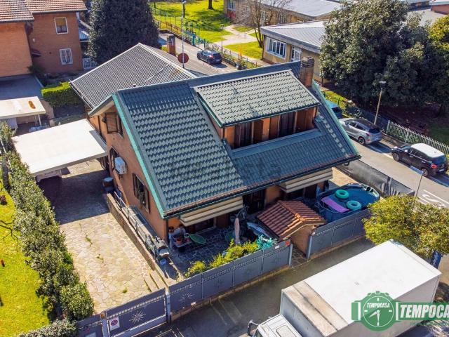 Casa in vendita a Melegnano, Lombardia