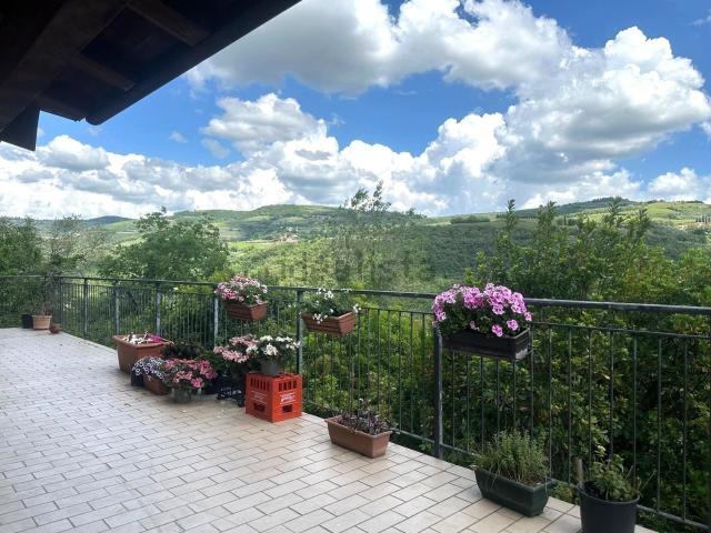 Casa in vendita a Mezzane Di Sotto, Veneto