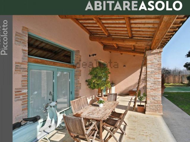 Casa in vendita a Rossano Veneto, Veneto