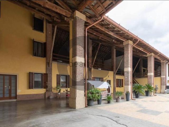 Casa in vendita a Corzano, Lombardia