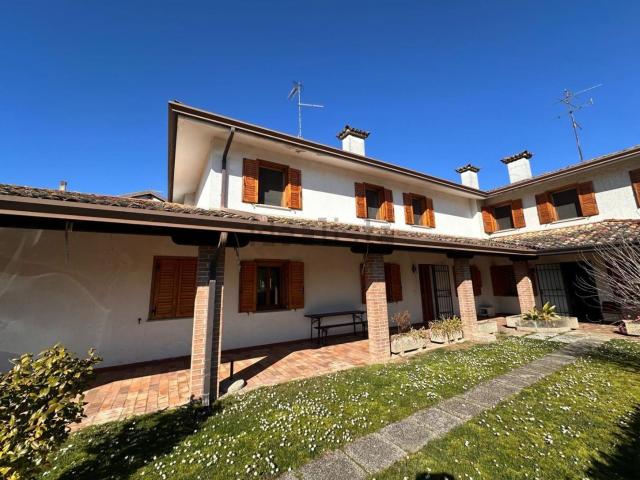 Casa in vendita a Rivignano Teor / Rivignan Teôr, Sivigliano