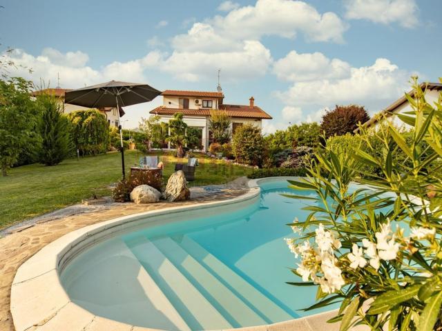 Casa in vendita a Lomagna