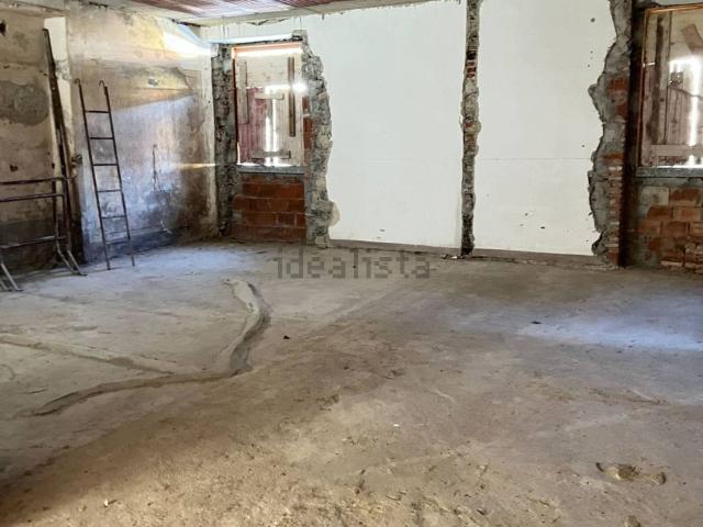 Casa in vendita a Caglio, Como