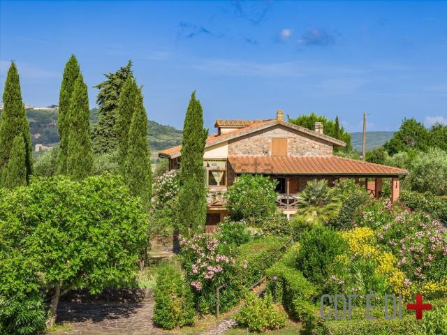 Casa in vendita a Massa Marittima, Toscana