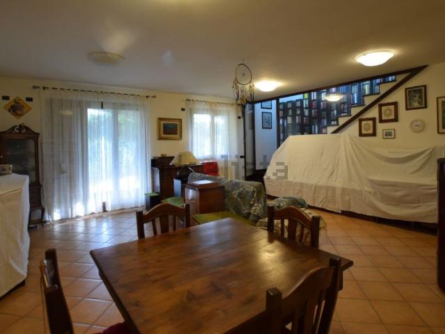 Casa in vendita a Sant'Erminio, Cenerente