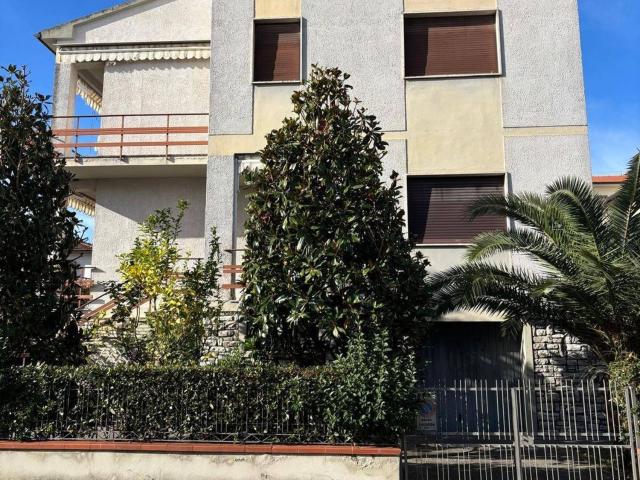 Casa in vendita a Pisa, Toscana