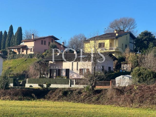 Casa in vendita a Carcano, Albavilla