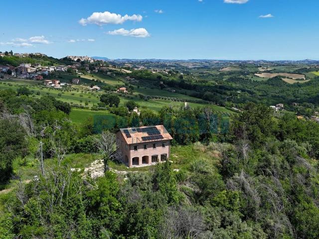 Casa in vendita a Marche, Fermo