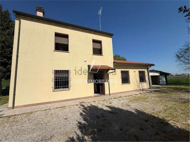 Casa in vendita a Unione dei comuni della Bassa Romagna, Fusignano