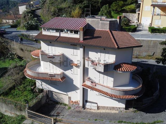 Casa in vendita a Calabria, Cosenza