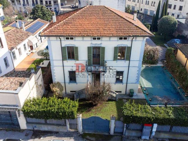 Casa in vendita a Borgo Virgilio, Lombardia