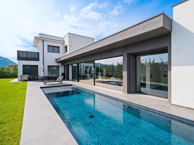 Casa in vendita a Affi, Veneto