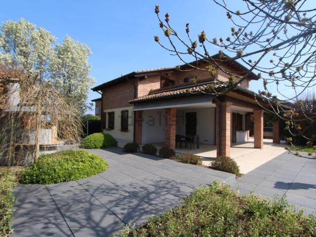 Casa in vendita a Unione dei comuni Valli del Reno, Lavino e Samoggia, Calcara