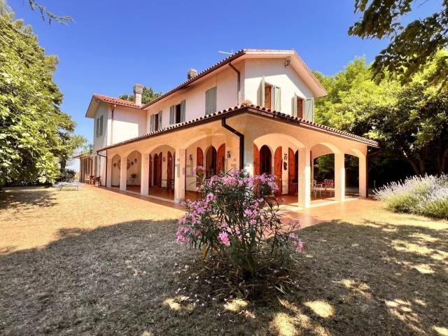 Casa in vendita a Marche, Pesaro E Urbino