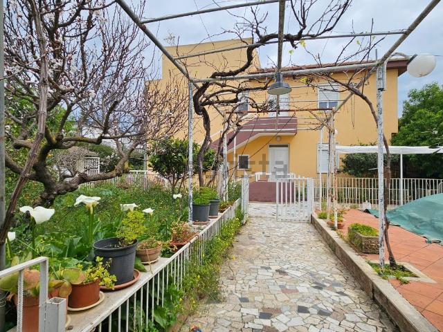 Casa in vendita a Agrigento, Sicilia
