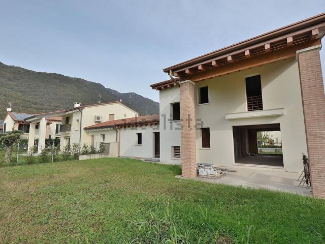 Casa in vendita a Pieve del Grappa, Borso Del Grappa