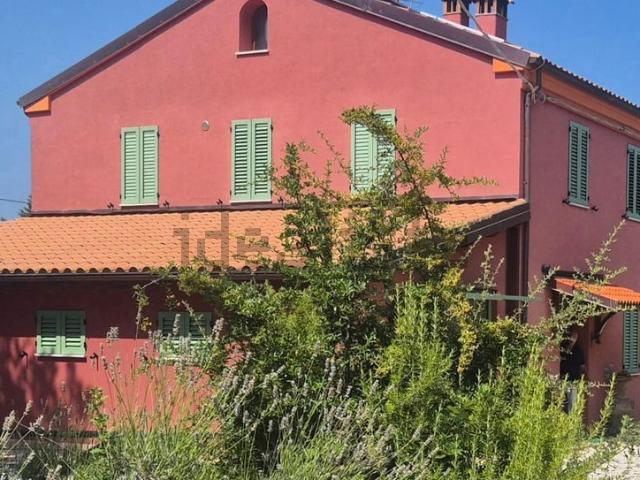 Casa in vendita a Marche, Ancona