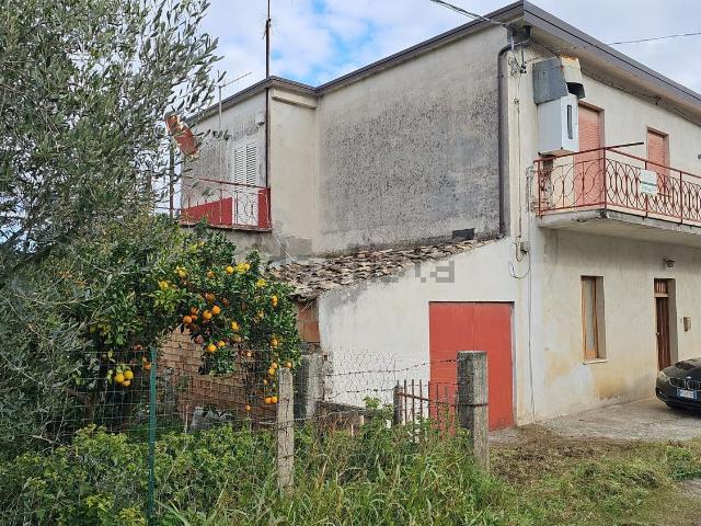 Casa in vendita a Calabria, Reggio Calabria