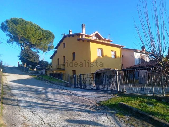 Casa in vendita a San Gemini, Umbria