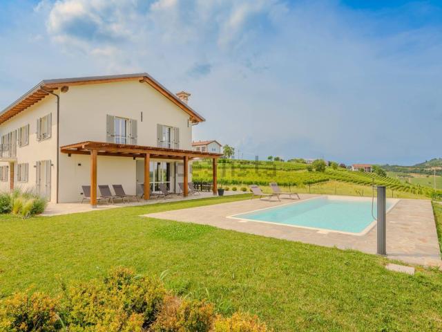 Casa in vendita a Piemonte, Asti