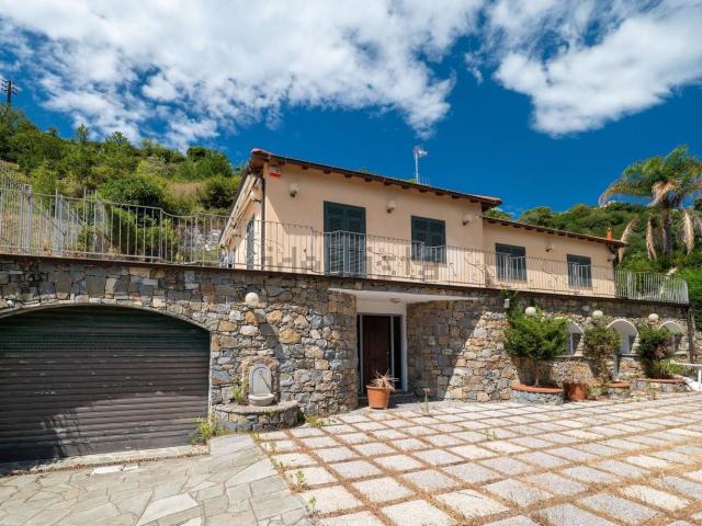 Casa in vendita a Riva Ligure, Liguria