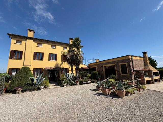 Casa in vendita a Salvaterra, Badia Polesine