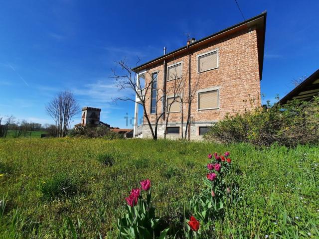 Casa in vendita a Capriata d'Orba, Alessandria