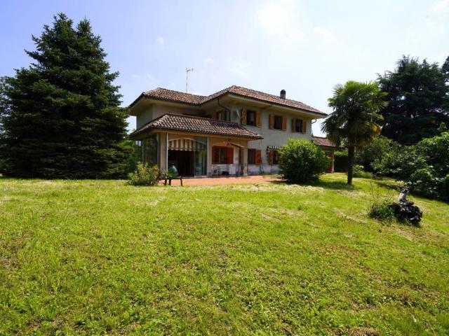 Casa in vendita a Castiglione Torinese, Piemonte